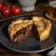 GRONHAUS FAMILY BURGANDY BEEF PIE 900G