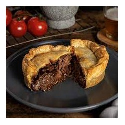 GRONHAUS FAMILY BURGANDY BEEF PIE 900G